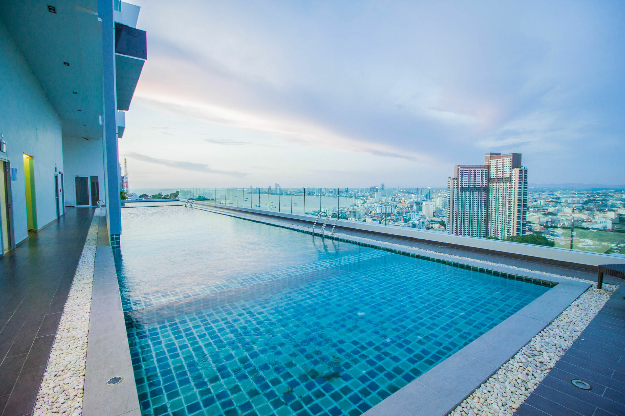 Vision Pratumnak By Pattaya Sunny Rentals Luaran gambar